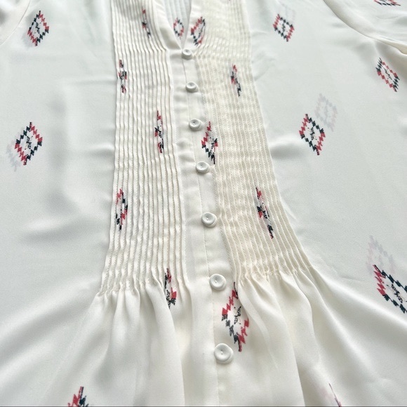 The Limited Diamond Aztec Pleated Button Down Blouse | Size: S - Picture 8 of 10